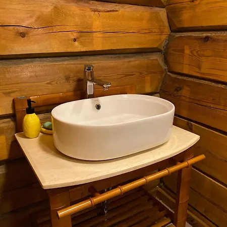 Holiday home Privaatne Maja Metsas, Kraanist Voolab Allikavesi