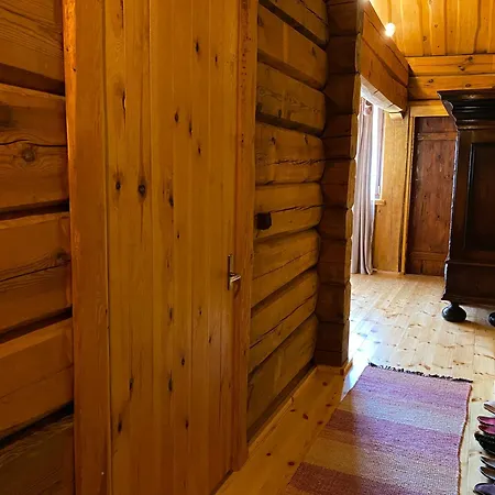 Privaatne Maja Metsas, Kraanist Voolab Allikavesi Holiday home