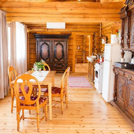 Privaatne Maja Metsas, Kraanist Voolab Allikavesi Holiday home *