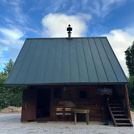 Privaatne Maja Metsas, Kraanist Voolab Allikavesi Holiday home Plaani