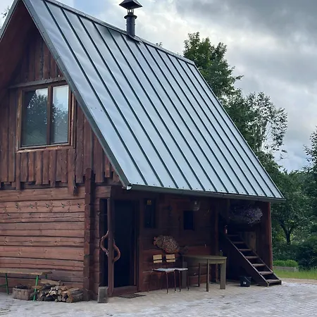 Privaatne Maja Metsas, Kraanist Voolab Allikavesi * Plaani